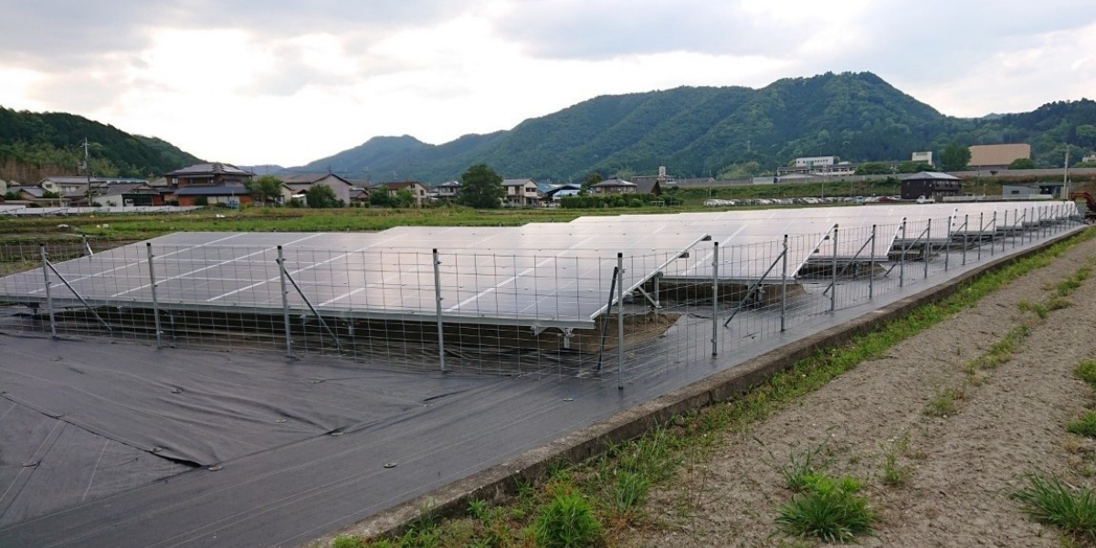 兵庫県宍粟市太陽光パネルメイン写真