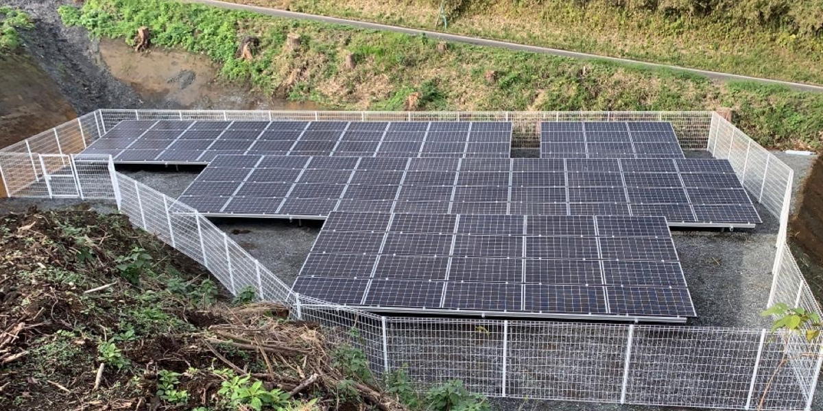 鹿児島県曽於市財部町(上)太陽光パネルメイン写真